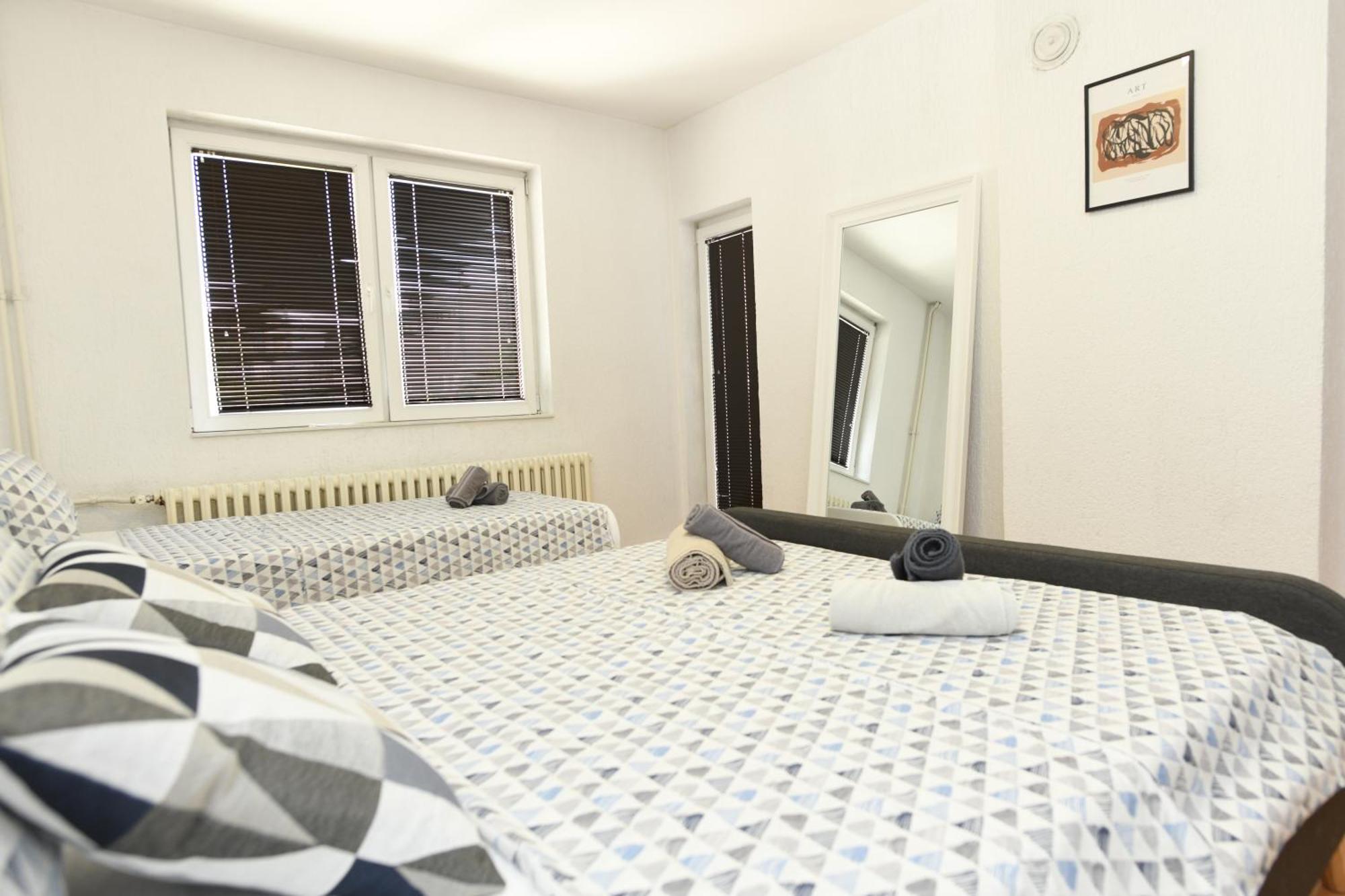 Cinema Vardar Apartment Скопие Екстериор снимка