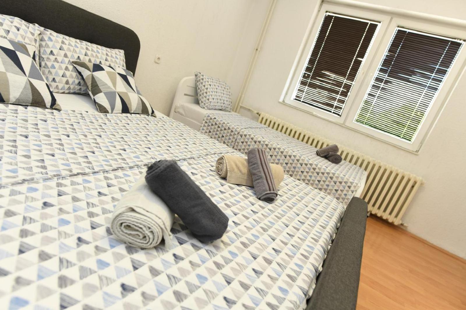 Cinema Vardar Apartment Скопие Екстериор снимка