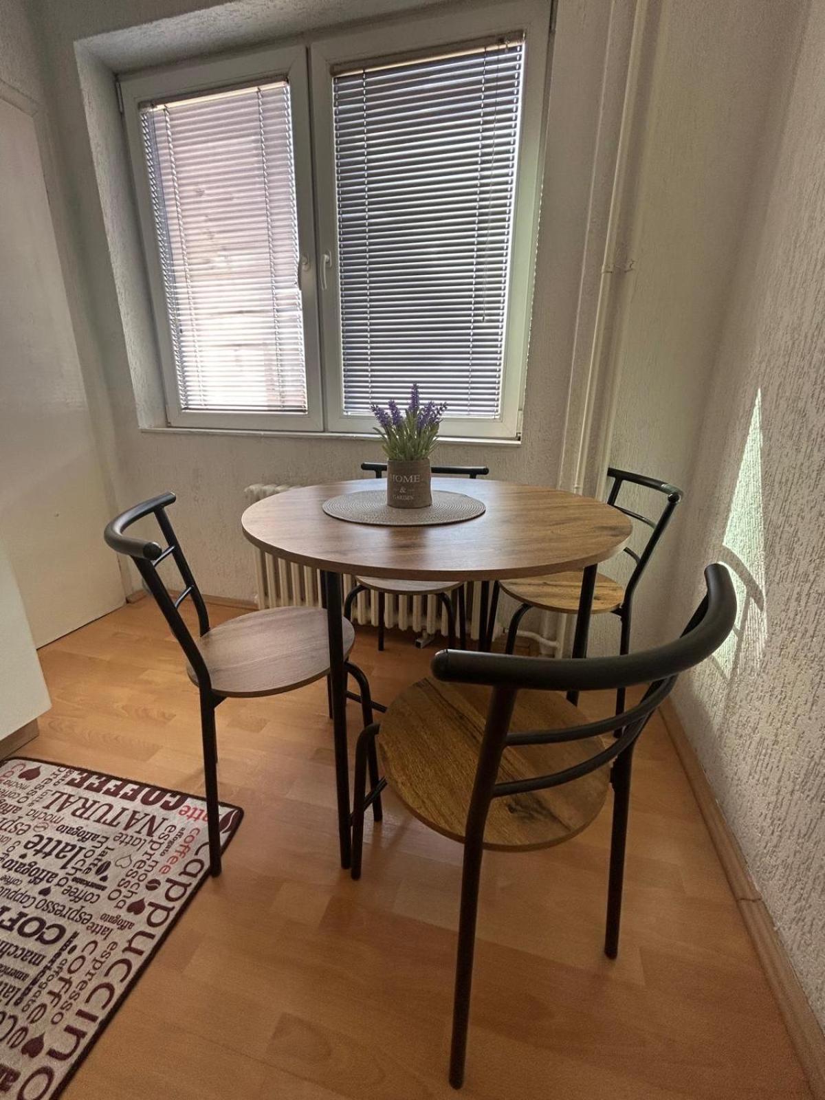 Cinema Vardar Apartment Скопие Екстериор снимка